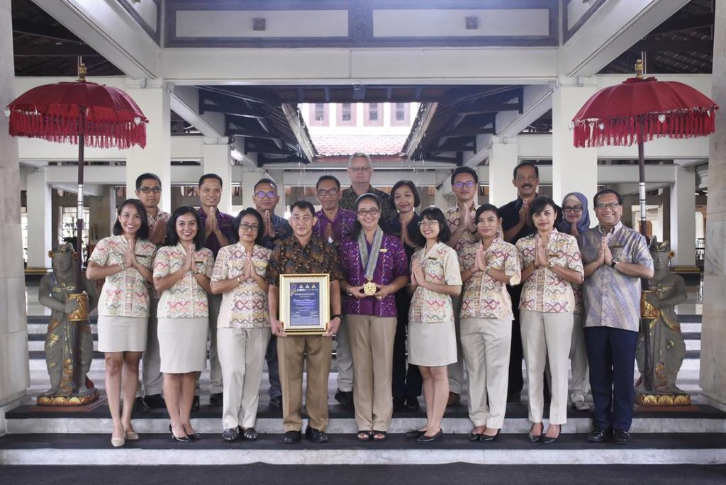 Nusa Dua Beach Hotel & Spa Resort receives Super Platinum III Tri Hita Karana Award 2018